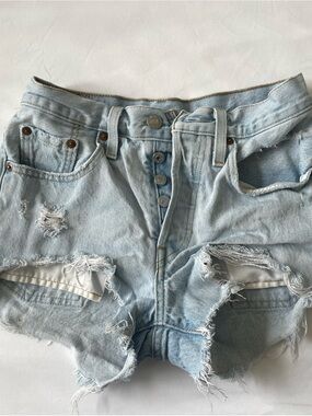 Levi’s 501 shorts
